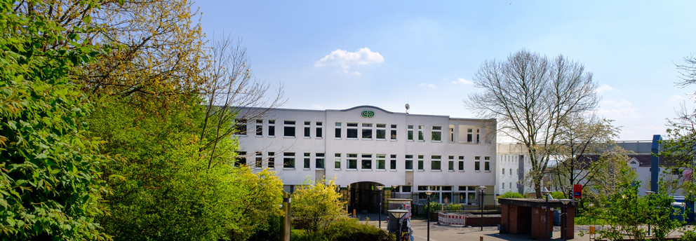 CDI-Gebäude CDI-Gebäude auf dem Campus Nord, ein weißes Gebäude